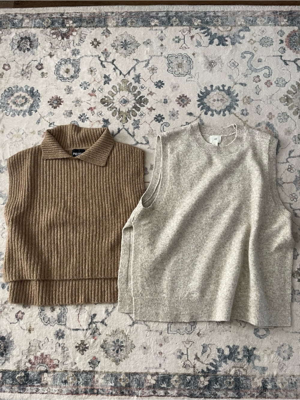 Pieces and H&M Sweater Vests neutral